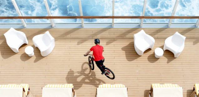 Sponsored Video: Sehenswerter Clip mit Fabio Wibmer: AIDAprima als Bike-Trial-Parcours