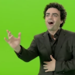 Sponsored Video: Star-Tenor Rolando Villazón tanzt durch eprimos Energiewelt